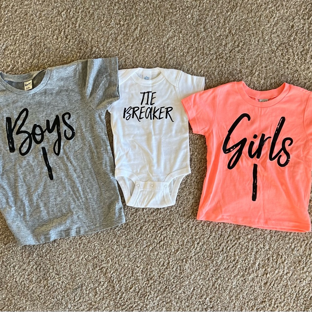 Sibling birth announcement shirts